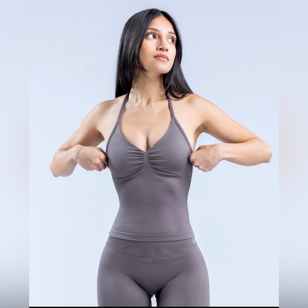 DFYNE Halter Impact Longline Strappy Top XS Truffle